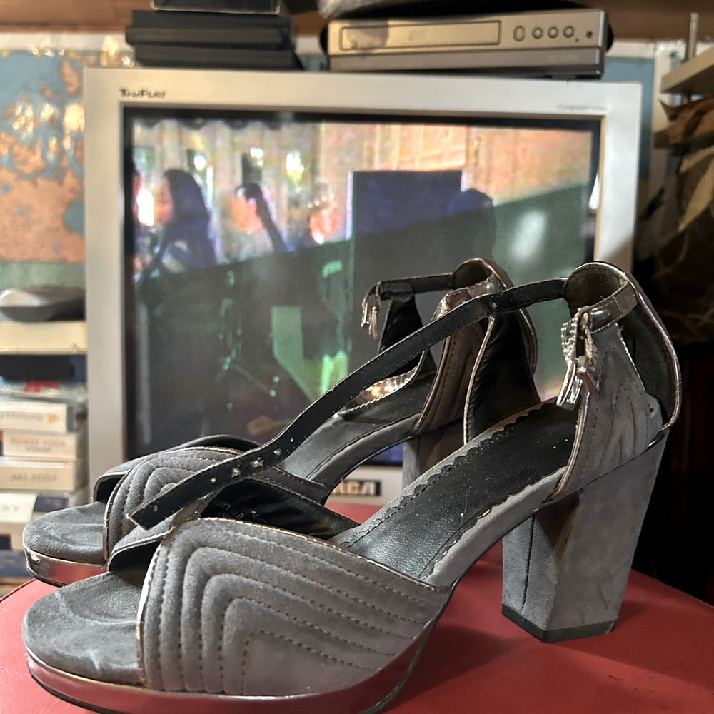 Silver/Grey Ecote Heels